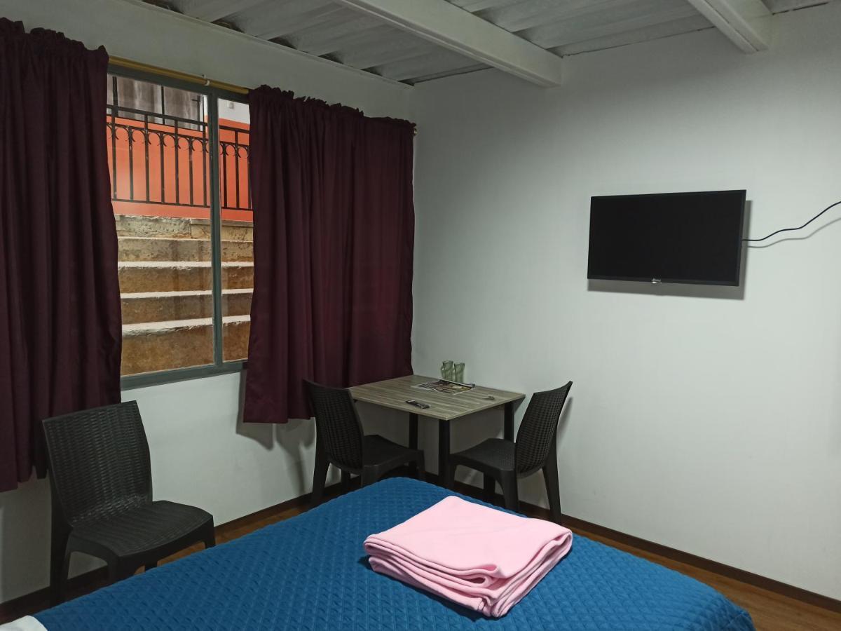 Habitaciones Alkimya Loja Luaran gambar